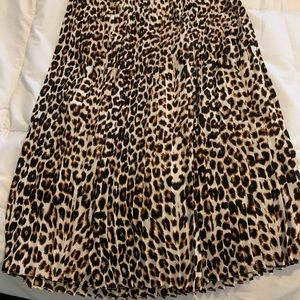Leopard pleated midi skirt